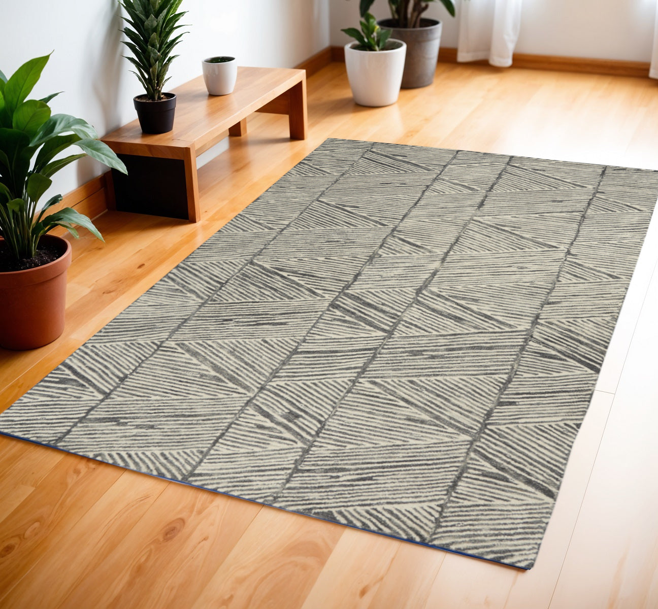 4' X 6' Gray and White Wool Abstract Area Rug