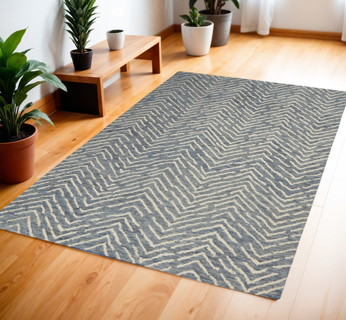 4' X 6' Indigo and Ivory Wool Chevron Area Rug