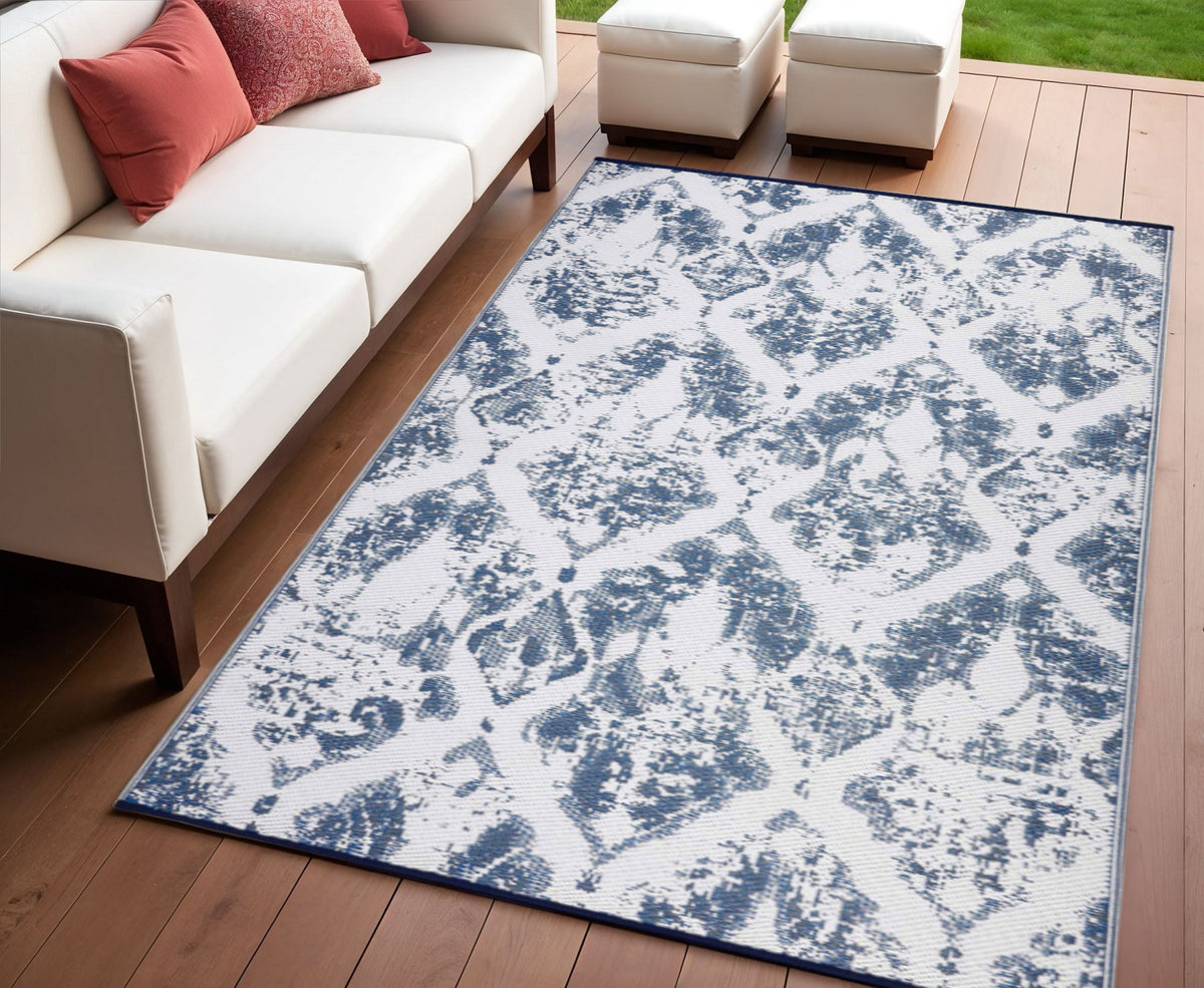 4' X 6' Teal Blue Indoor Outdoor Area Rug