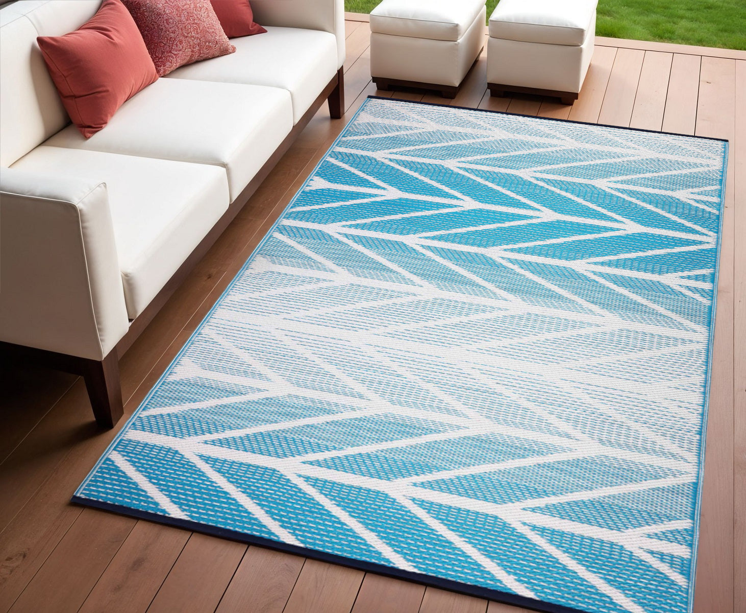 4' X 6' Aqua Geometric Indoor Outdoor Area Rug