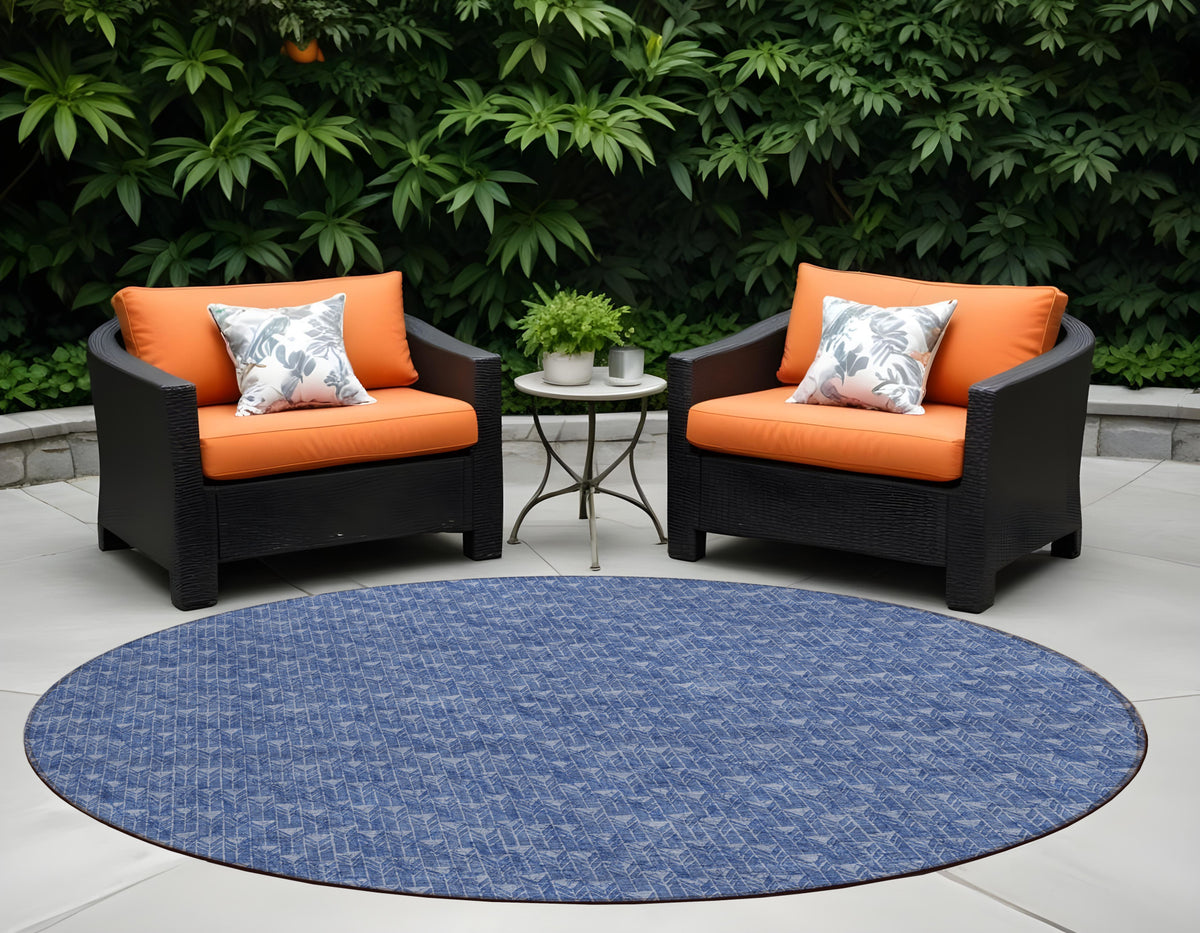 8' Round Navy Blue Round Geometric Washable Non Skid Indoor Outdoor Area Rug