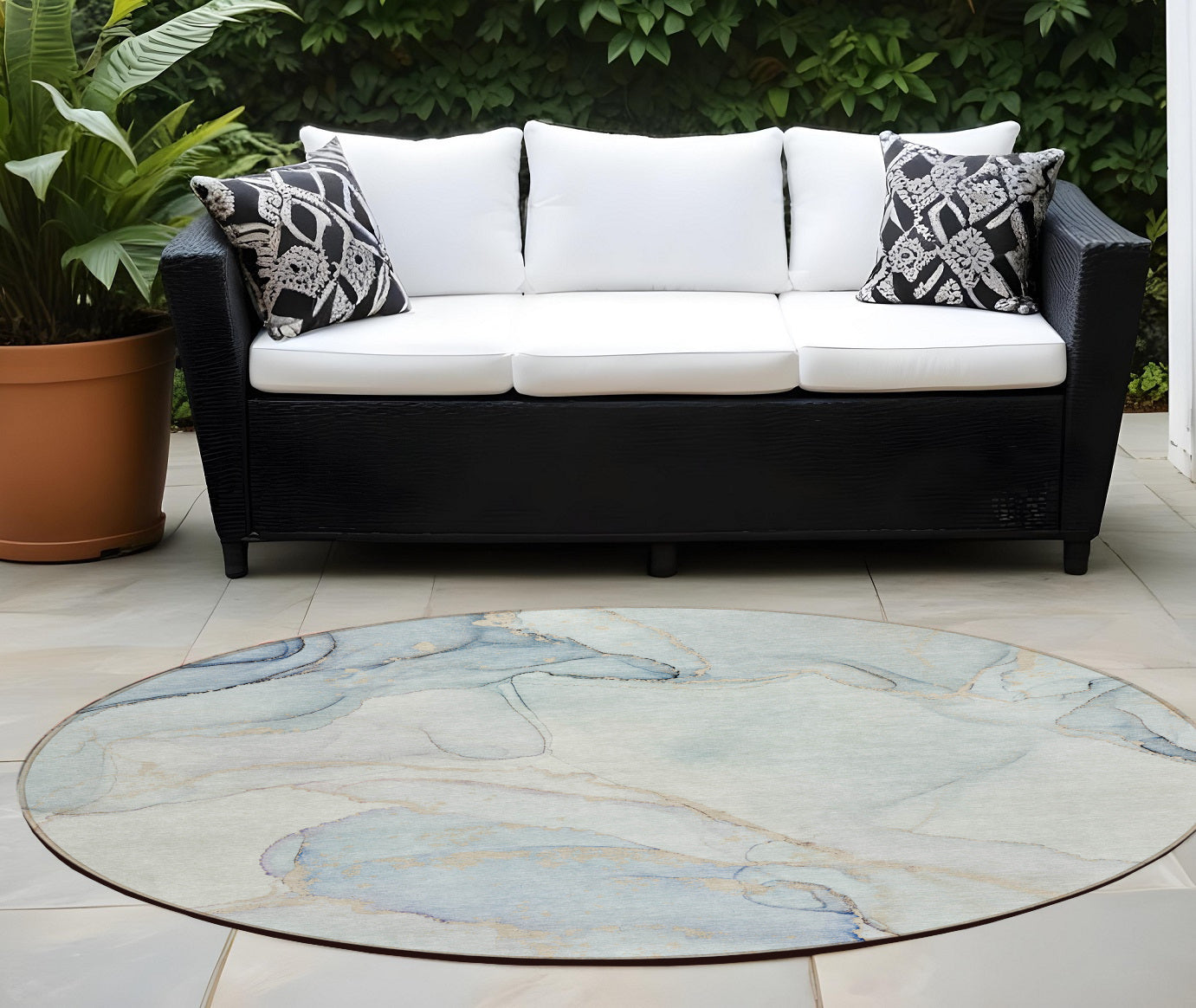 8' Round Beige And Blue Round Abstract Washable Non Skid Indoor Outdoor Area Rug