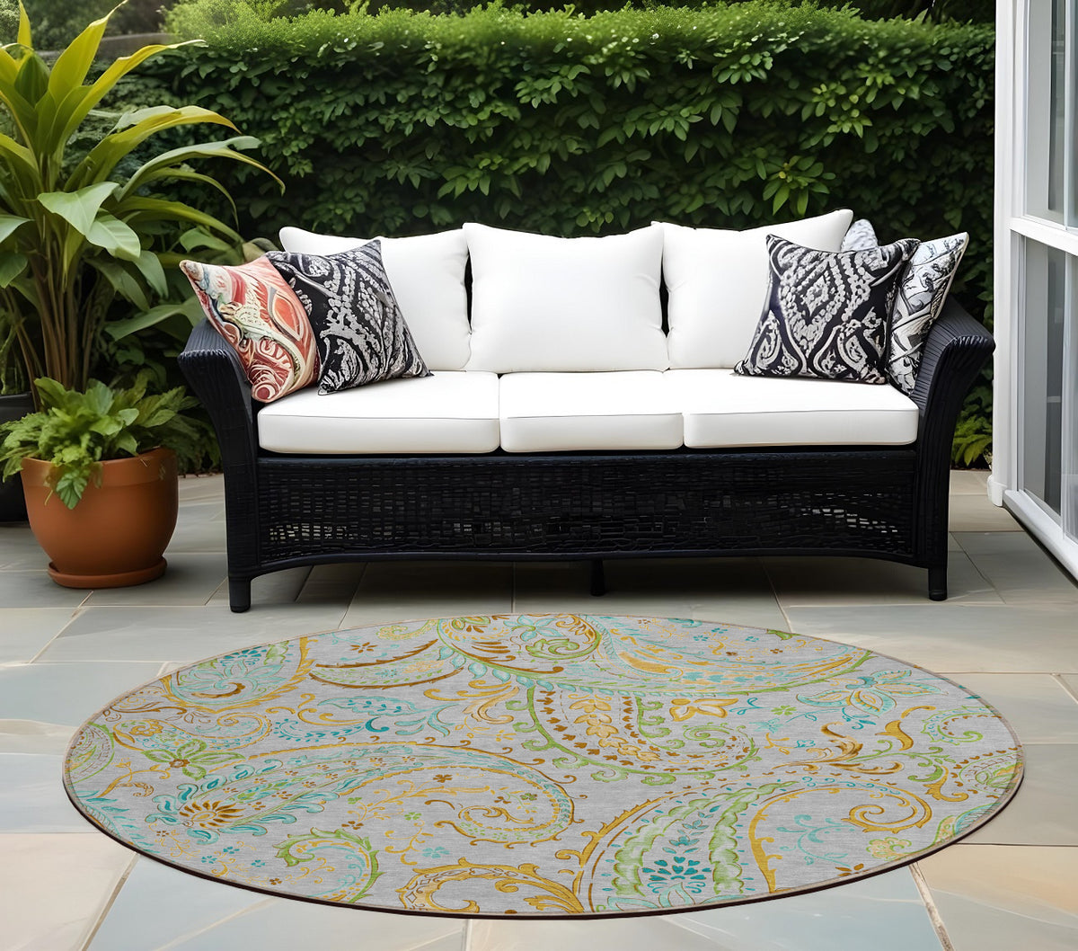 8' Round Gray And Gold Round Paisley Washable Non Skid Indoor Outdoor Area Rug