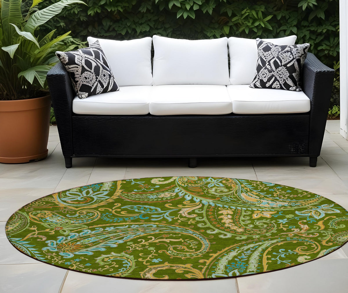 8' Round Green Round Paisley Washable Non Skid Indoor Outdoor Area Rug