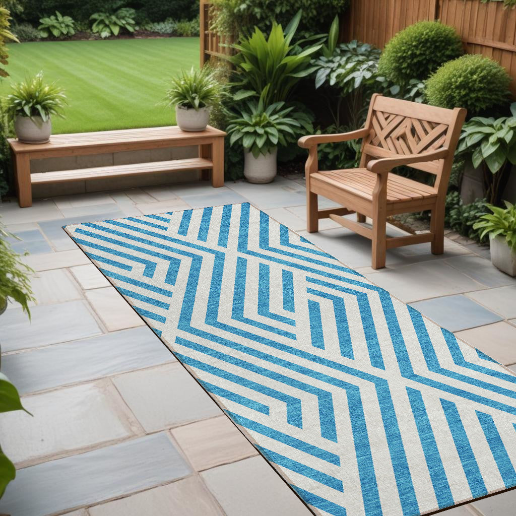 8' Runner Teal And White Geometric Washable Non Skid Indoor Outdoor Runner Rug