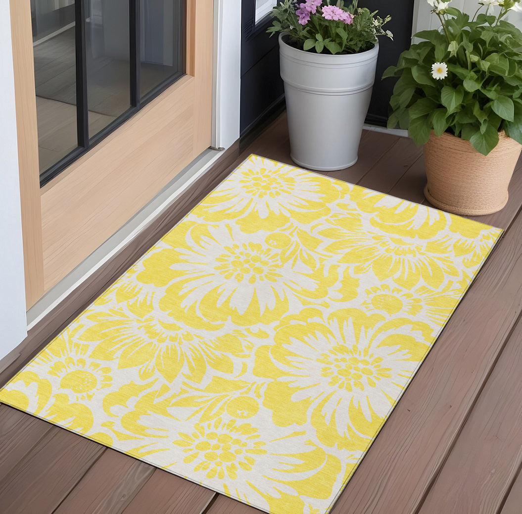 3' X 5' Yellow And Ivory Floral Washable Non Skid Indoor Outdoor Area Rug