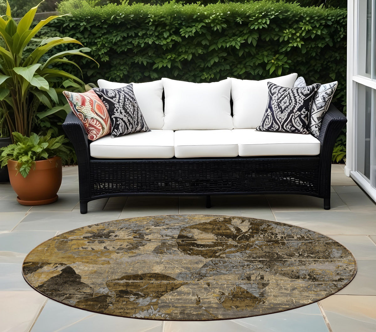 8' Round Brown Terracotta And Gray Round Floral Washable Non Skid Indoor Outdoor Area Rug