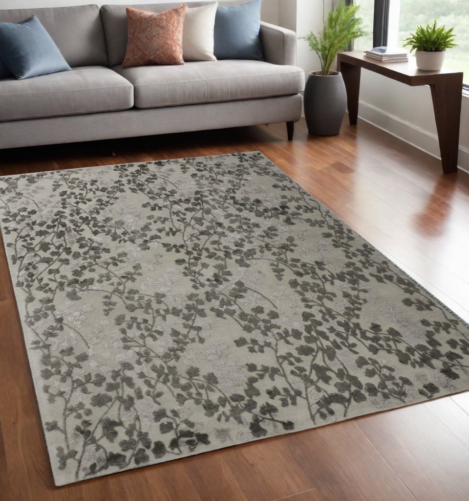 5' X 8' Gray and Silver Floral Hand Tufted Area Rug