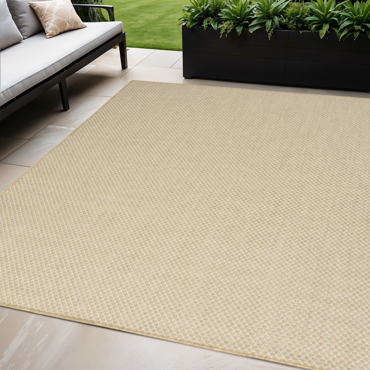 5 X 7 Natural And Ivory Geometric Indoor Outdoor Area Rug
