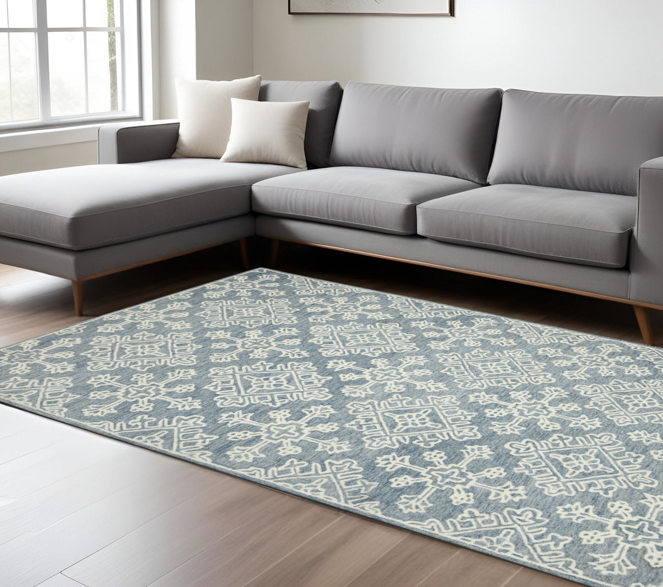 8 X 10 Sky Blue And Ivory Wool Oriental Hand Hooked Area Rug