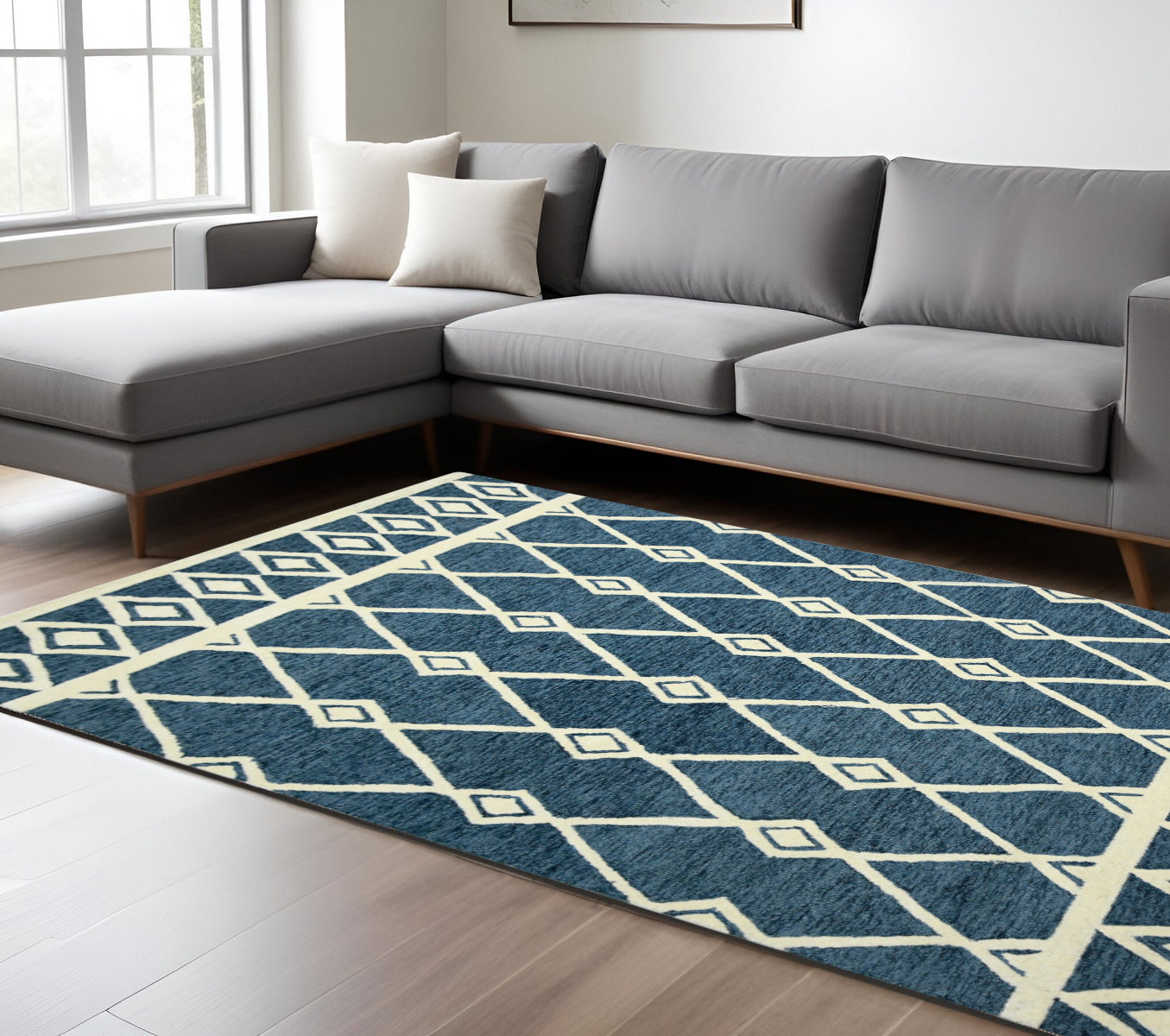 8 X 10 Blue And Ivory Wool Argyle Hand Hooked Area Rug