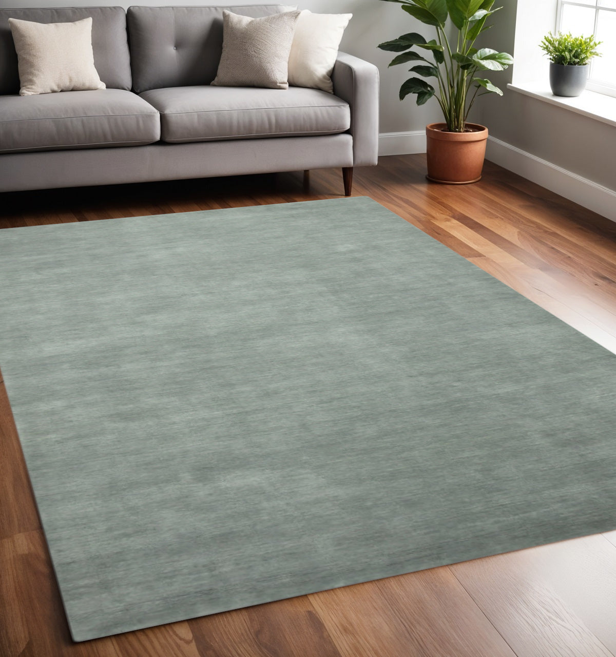 5 X 8 Gray Wool Hand Woven Area Rug