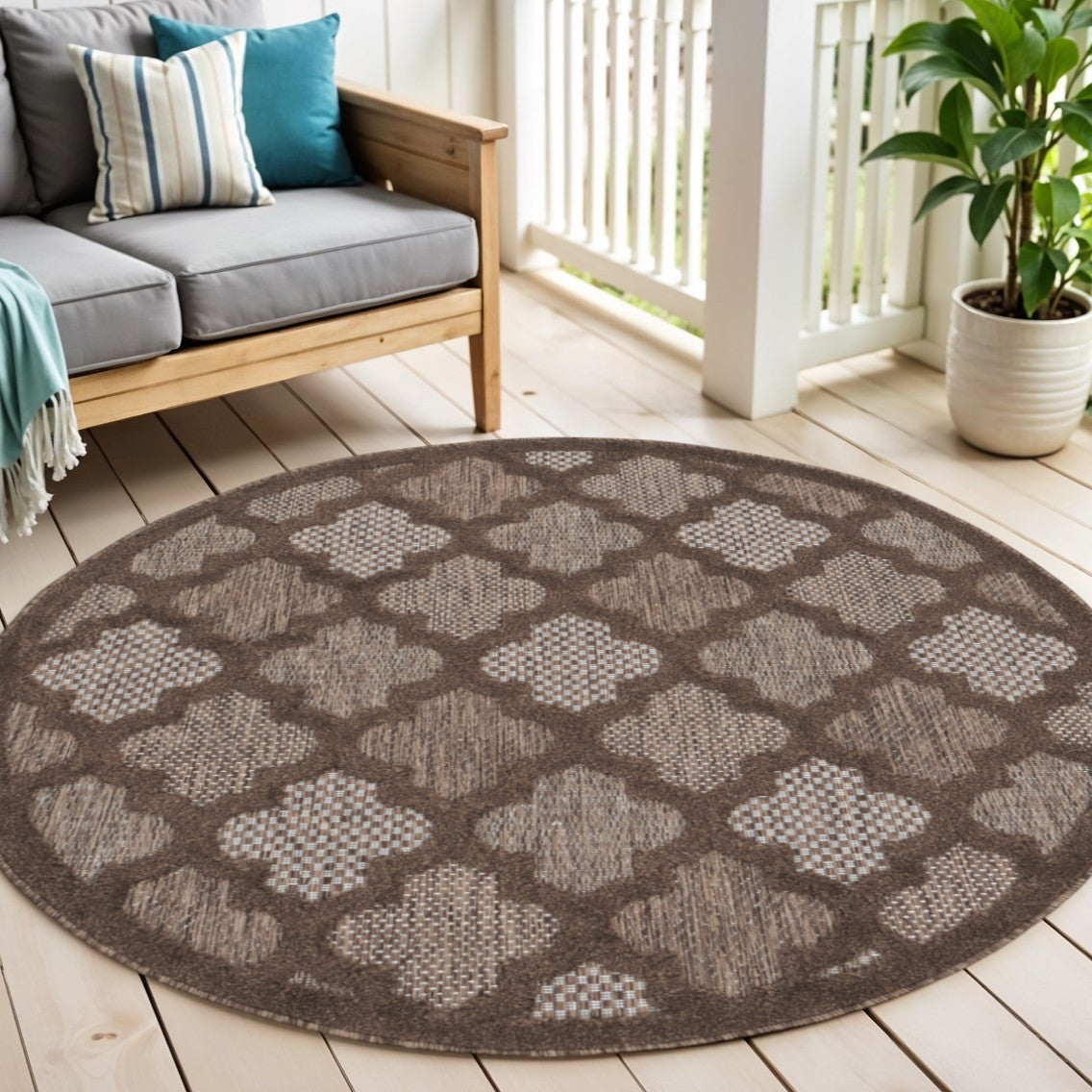 4 Dark Brown And Light Brown Round Geometric Indoor Outdoor Area Rug