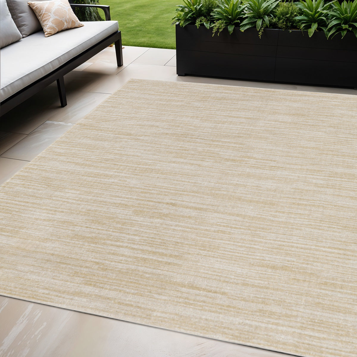 5 X 7 Ivory And Gold Abstract Indoor Outdoor Area Rug