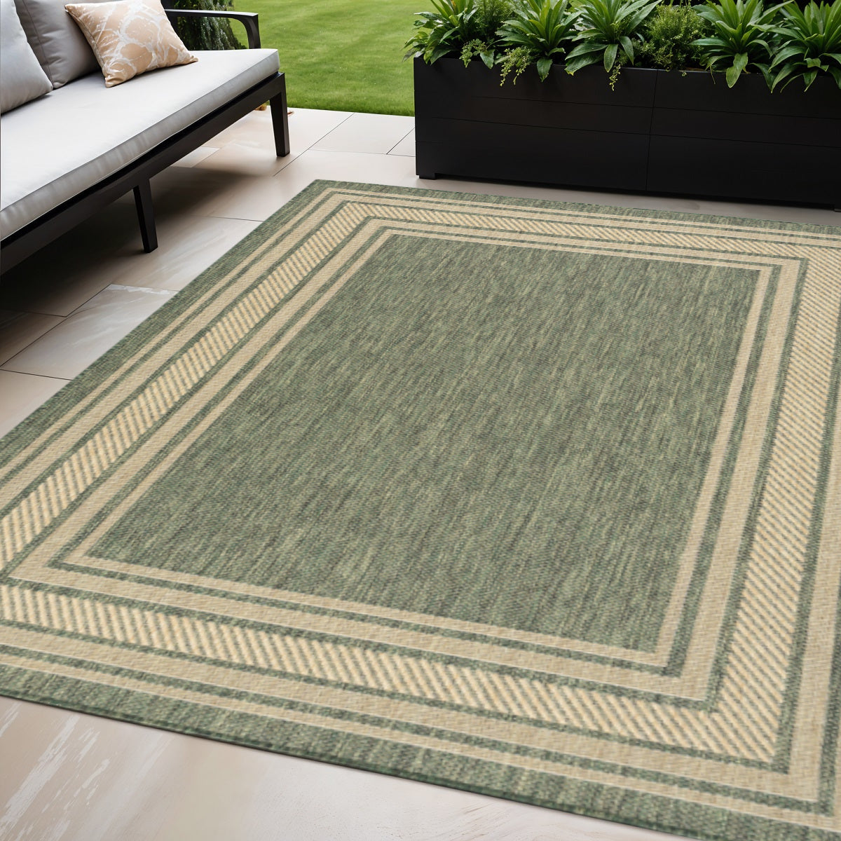 5 X 7 Green Geometric Indoor Outdoor Area Rug