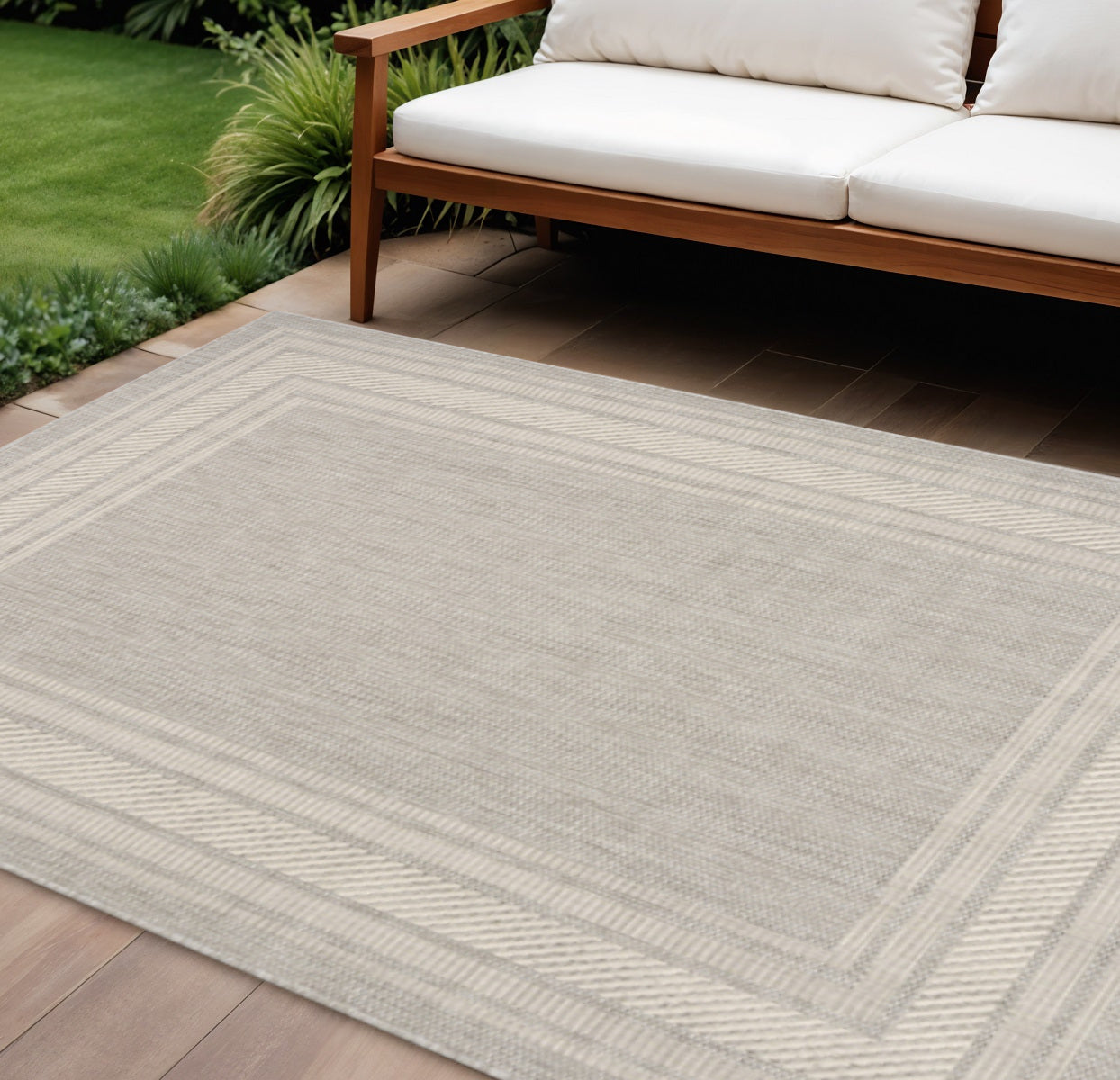 6 X 9 Gray Geometric Indoor Outdoor Area Rug