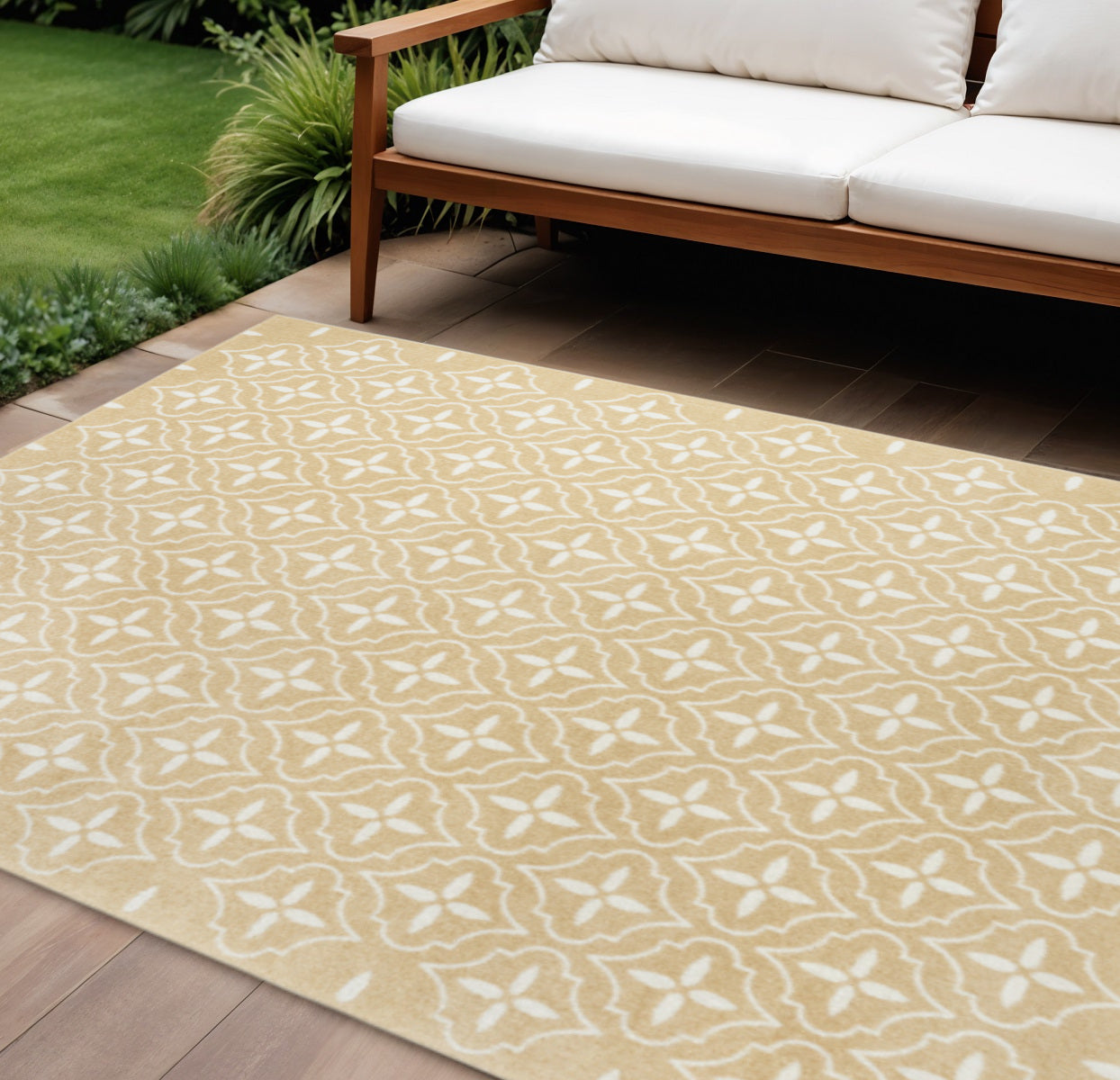 6 X 9 Beige And Ivory Geometric Indoor Outdoor Area Rug
