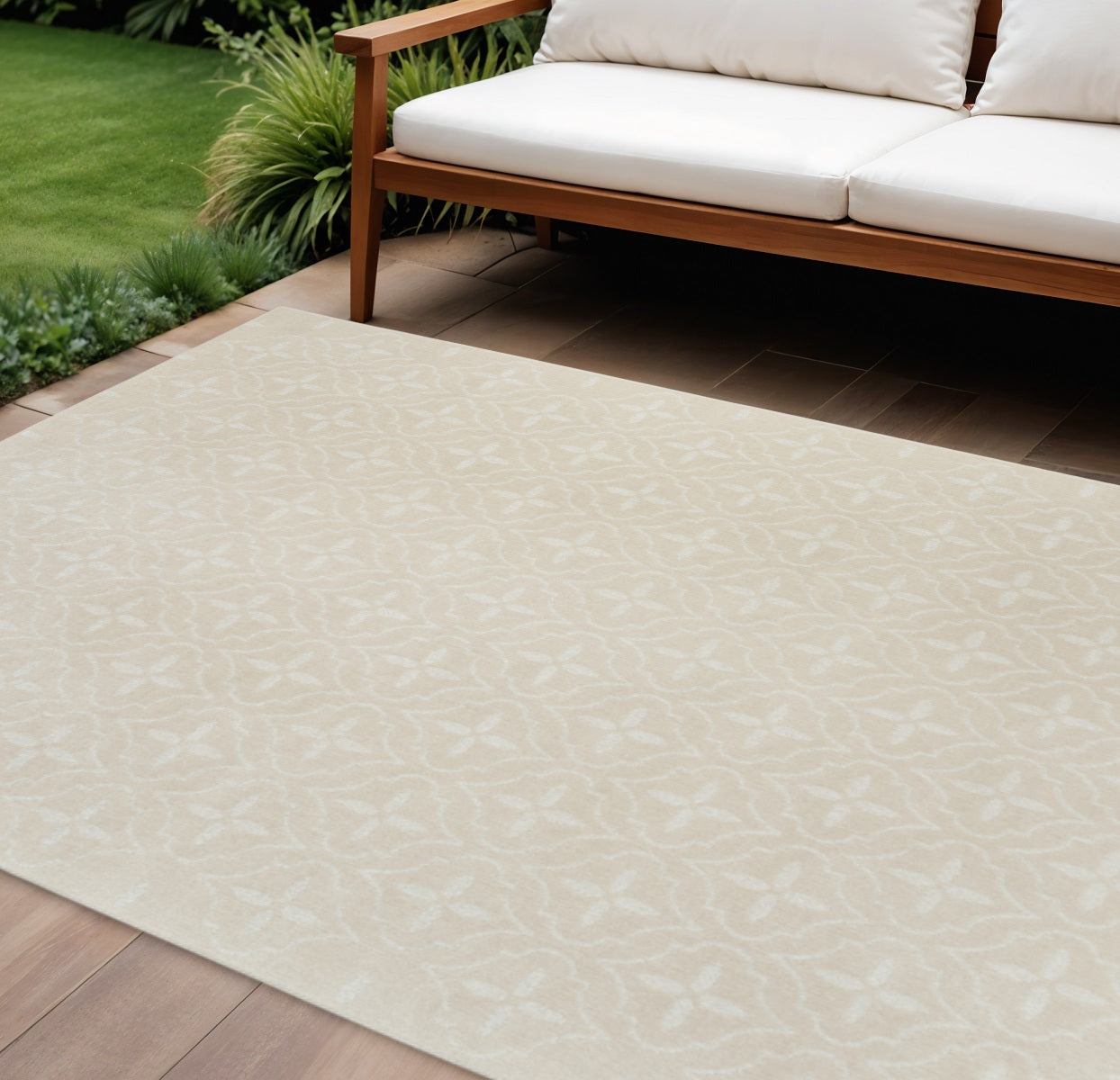 8 X 10 Beige And Ivory Geometric Indoor Outdoor Area Rug