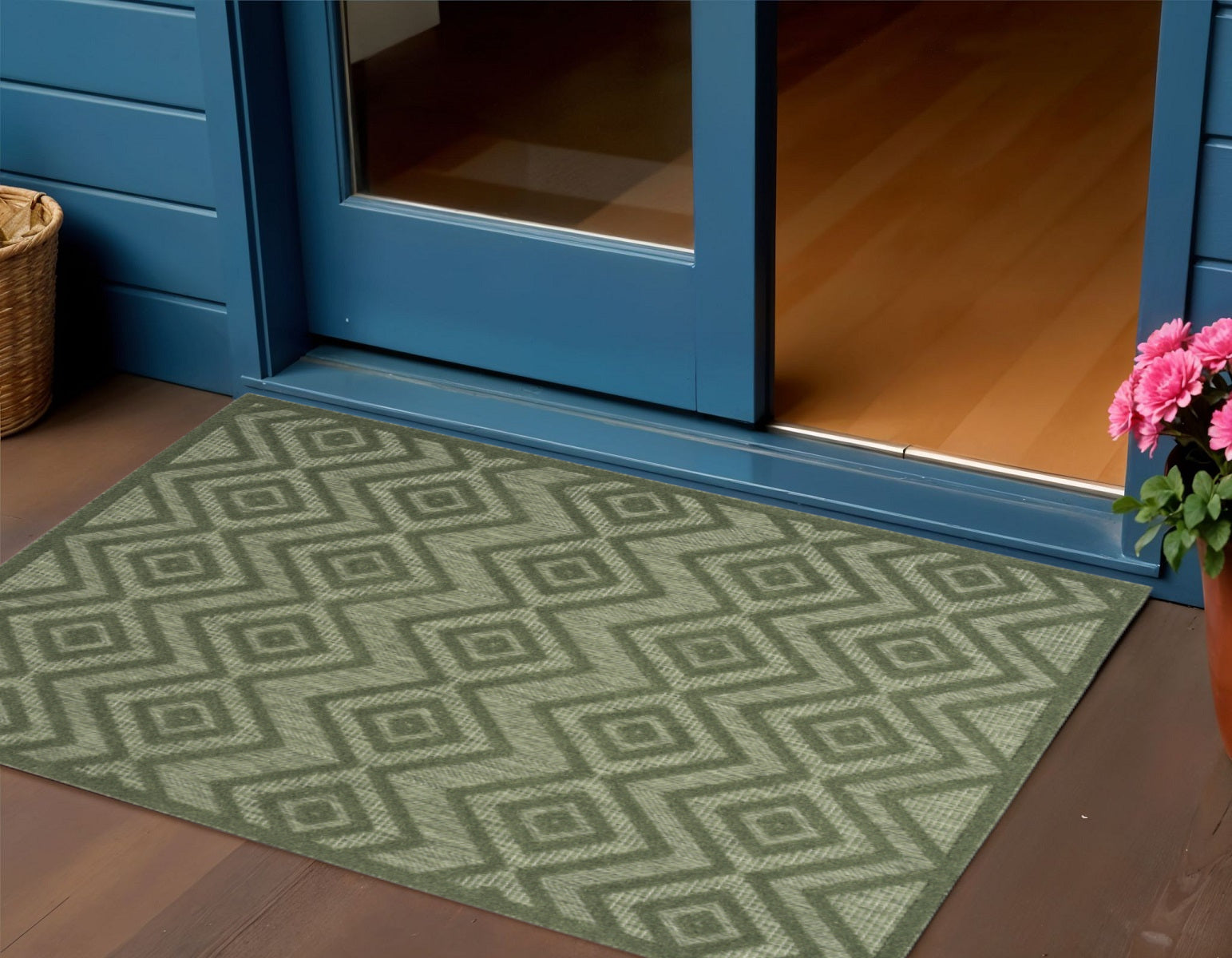 2 X 4 Dark Green And Light Green Geometric Indoor Outdoor Area Rug