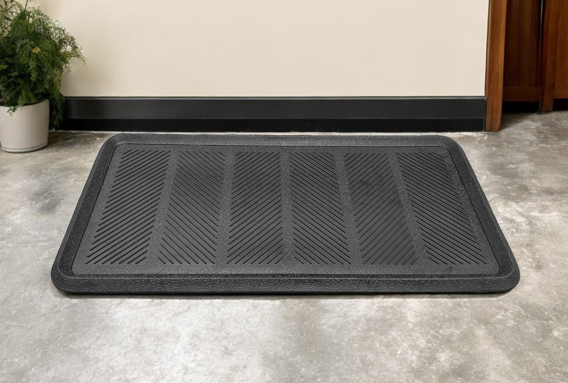 16'' X 32'' Black Rubber Outdoor Boot Tray