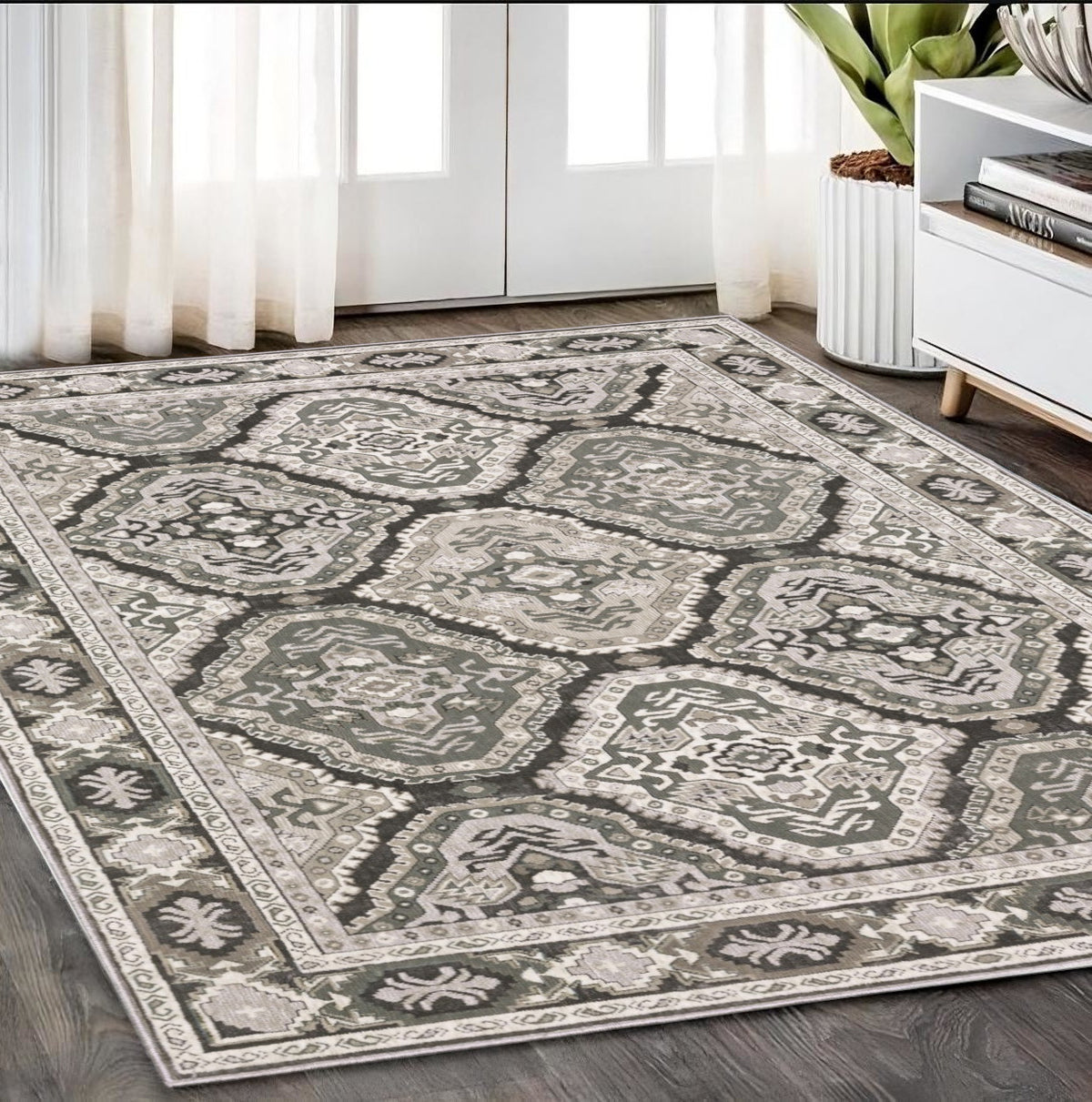 5' X 8' Ivory And Blue Medallion Area Rug
