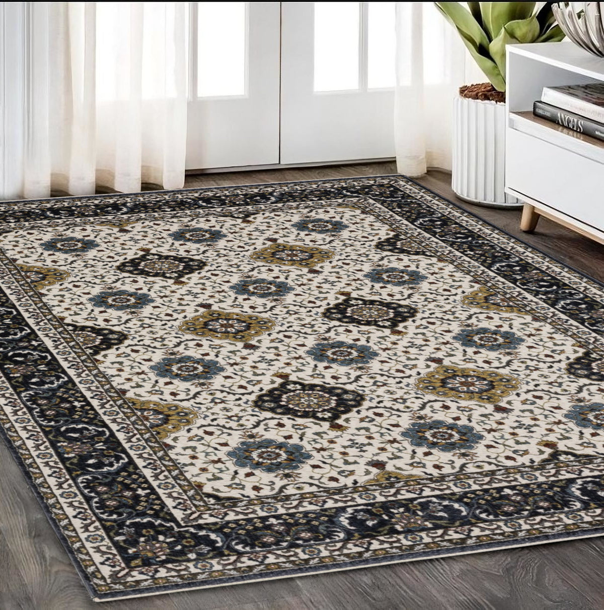 5' X 8' Ivory Medallion Area Rug With Fringe