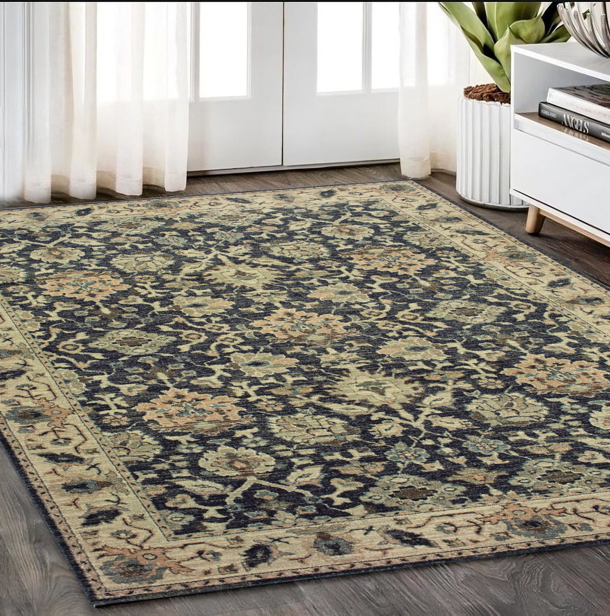 5' X 8' Ivory Oriental Area Rug