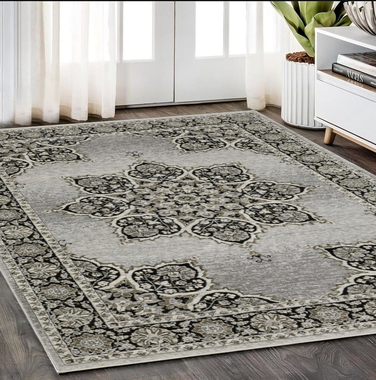 5' X 8' Gray And Black Medallion Area Rug With Fringe