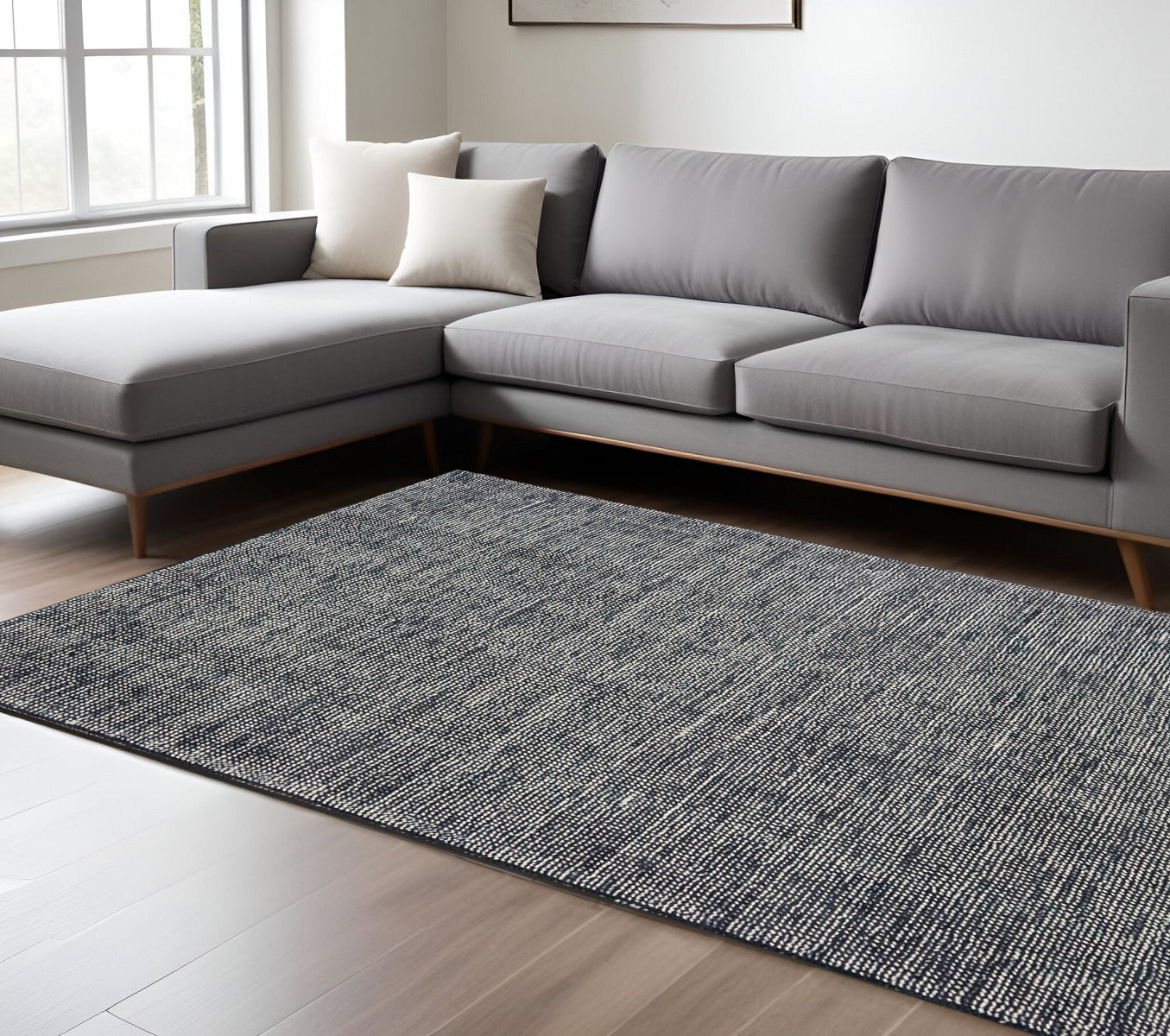 6' X 9' Charcoal And Black Hand Tufted Area Rug