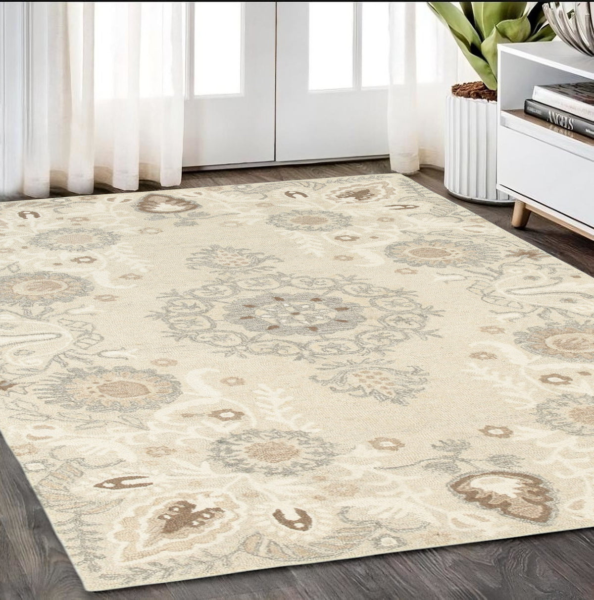 5' X 8' Sand Wool Floral Hand Tufted Area Rug