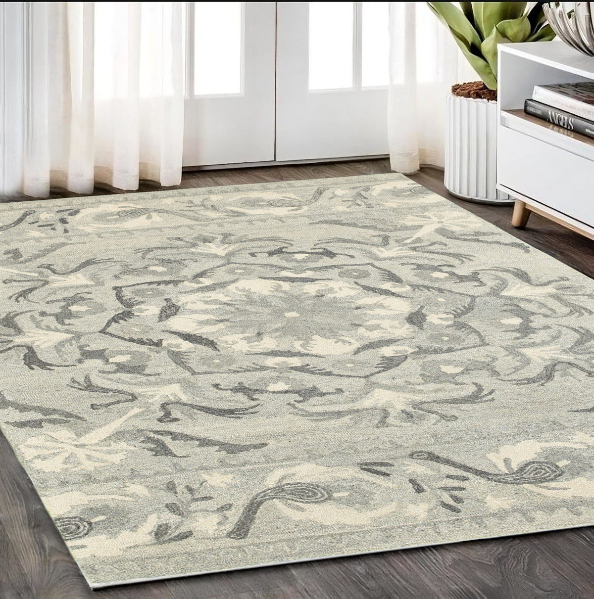 5' X 8' Ivory Wool Floral Hand Tufted Area Rug