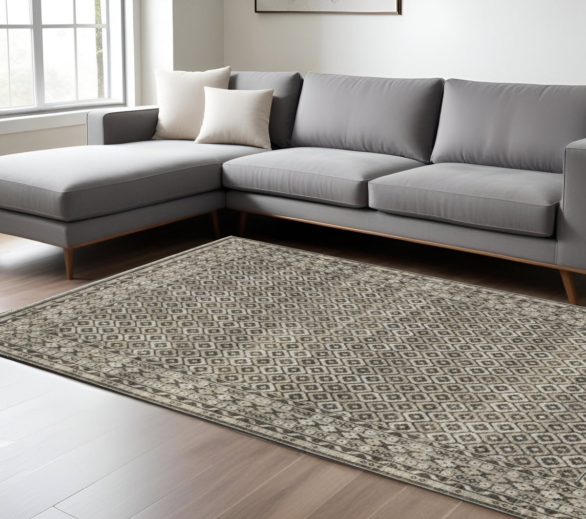 8' X 11' Gray And Beige Diamond Area Rug With Fringe