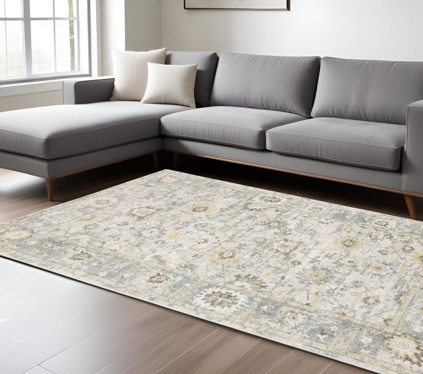 9' X 12' Ivory And Blue Oriental Hand Tufted Area Rug