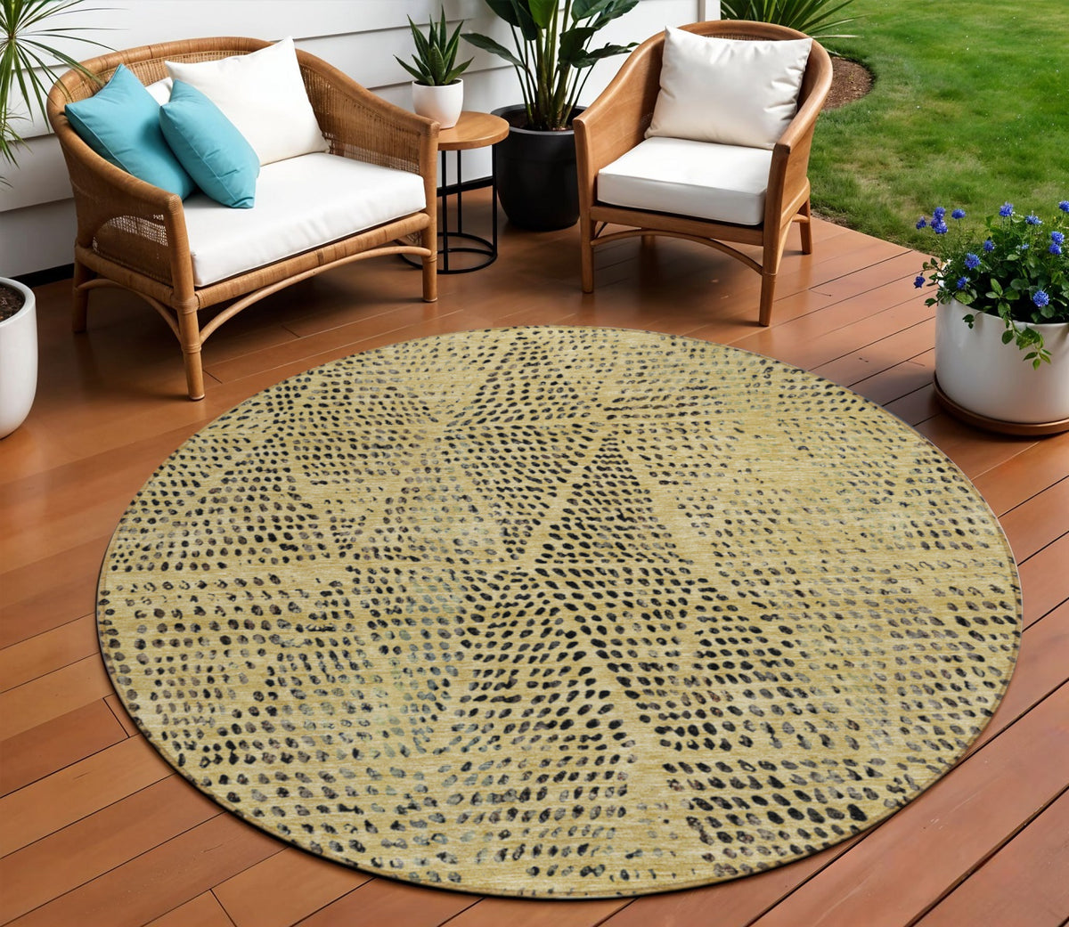 8' Gold Black And Charcoal Round Geometric Washable Indoor Outdoor Area Rug