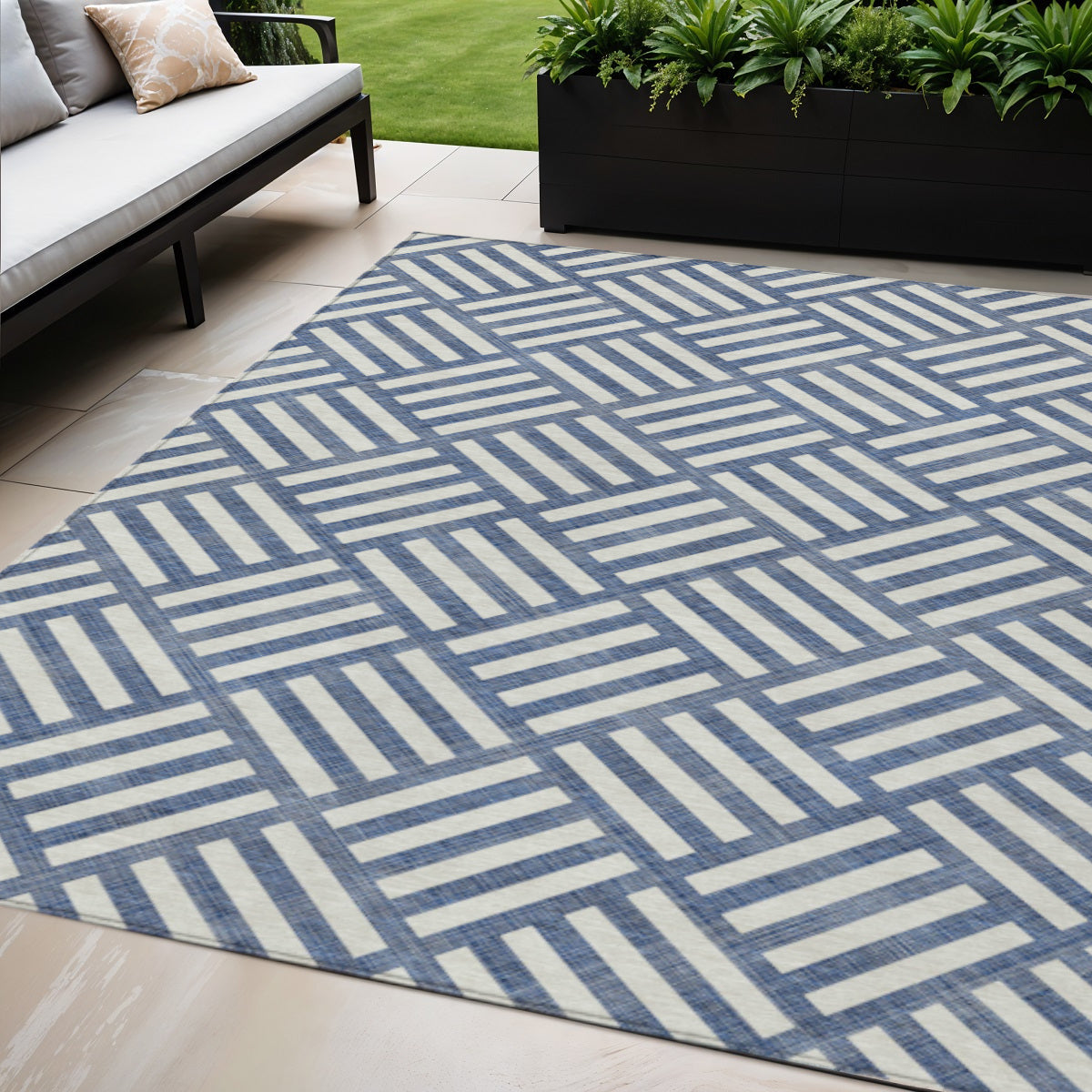 5' X 8' Navy Blue And Ivory Geometric Washable Indoor Outdoor Area Rug