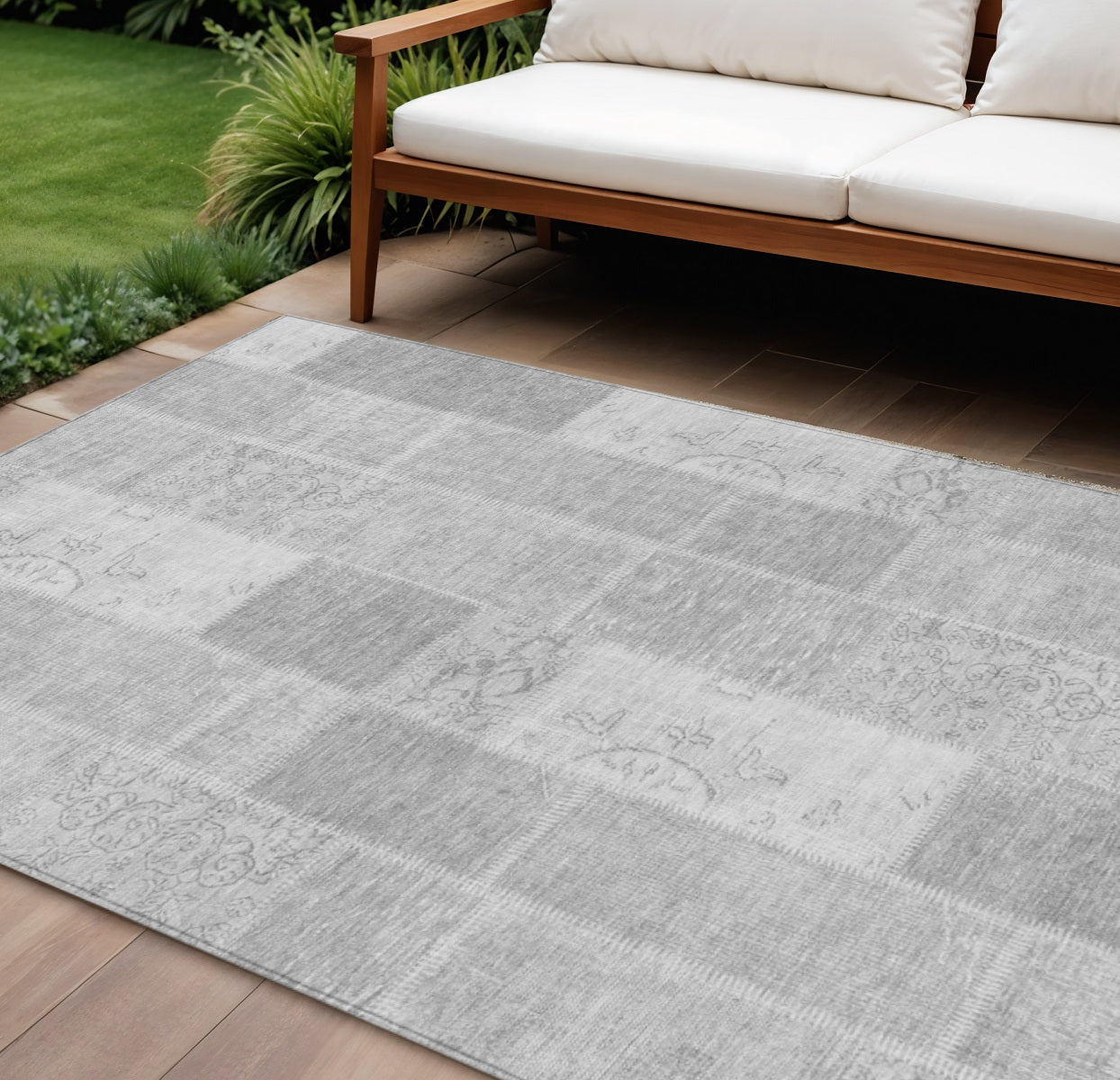 10' X 14' Silver Gray And Graphite Patchwork Washable Indoor Outdoor Area Rug