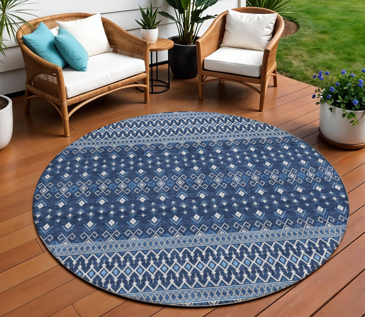 8' Navy Blue And Denim Blue Round Tribal Washable Indoor Outdoor Area Rug