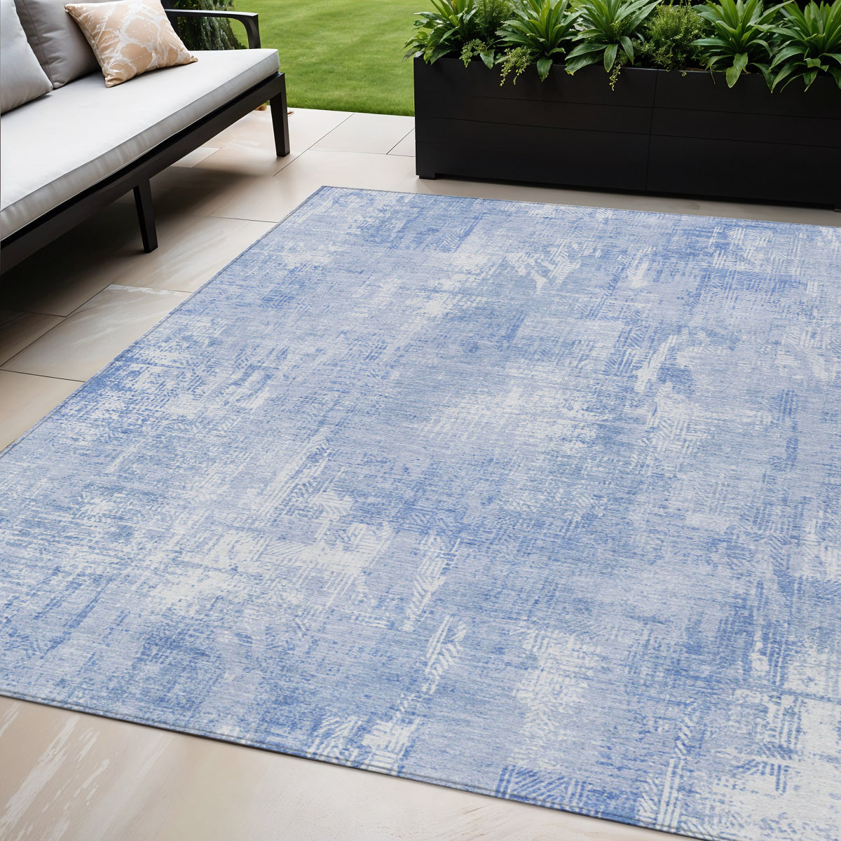 5' X 8' Sky Blue Denim Blue And Ivory Abstract Washable Indoor Outdoor Area Rug