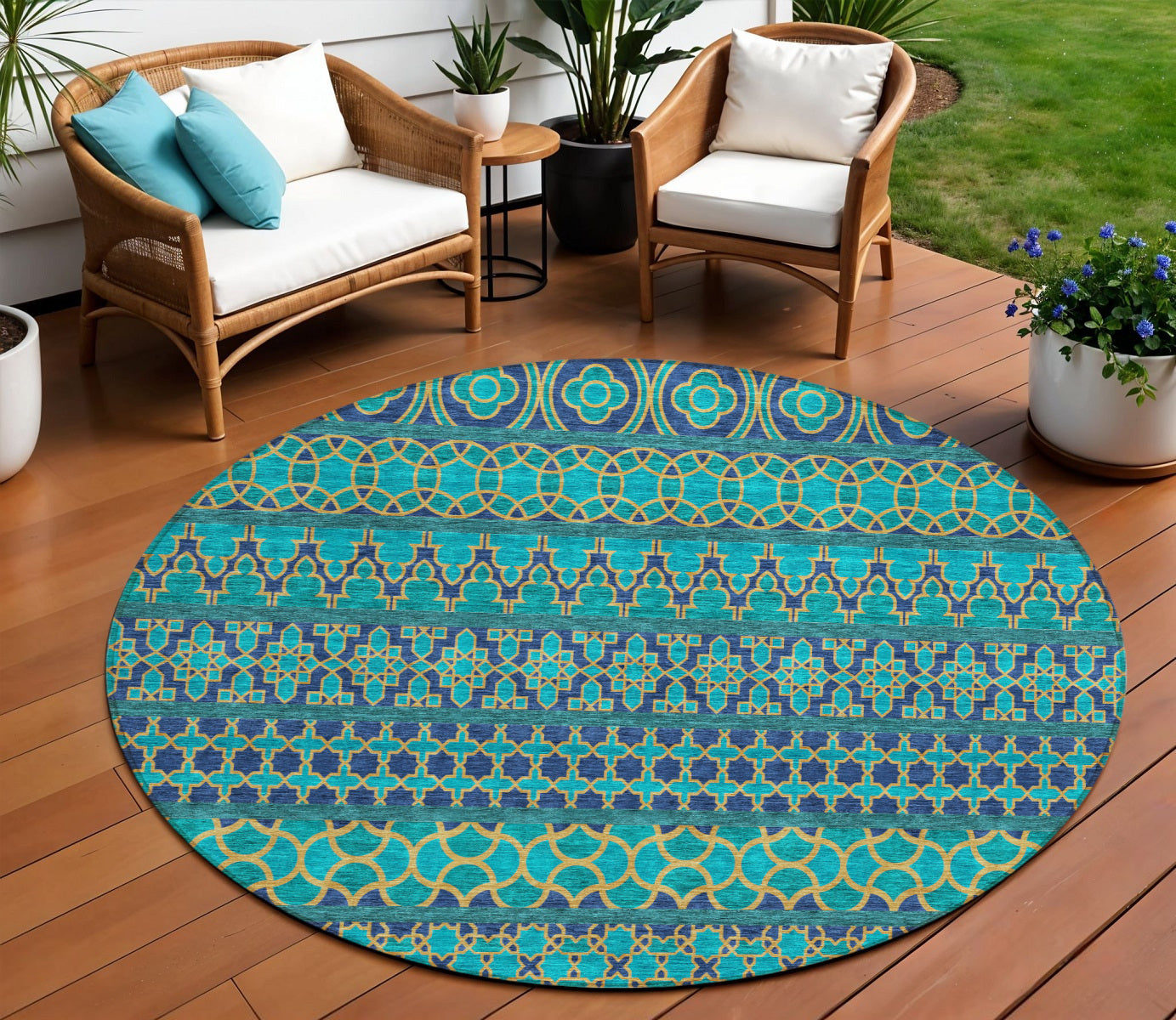 8' Teal Blue And Navy Blue Round Quatrefoil Washable Indoor Outdoor Area Rug