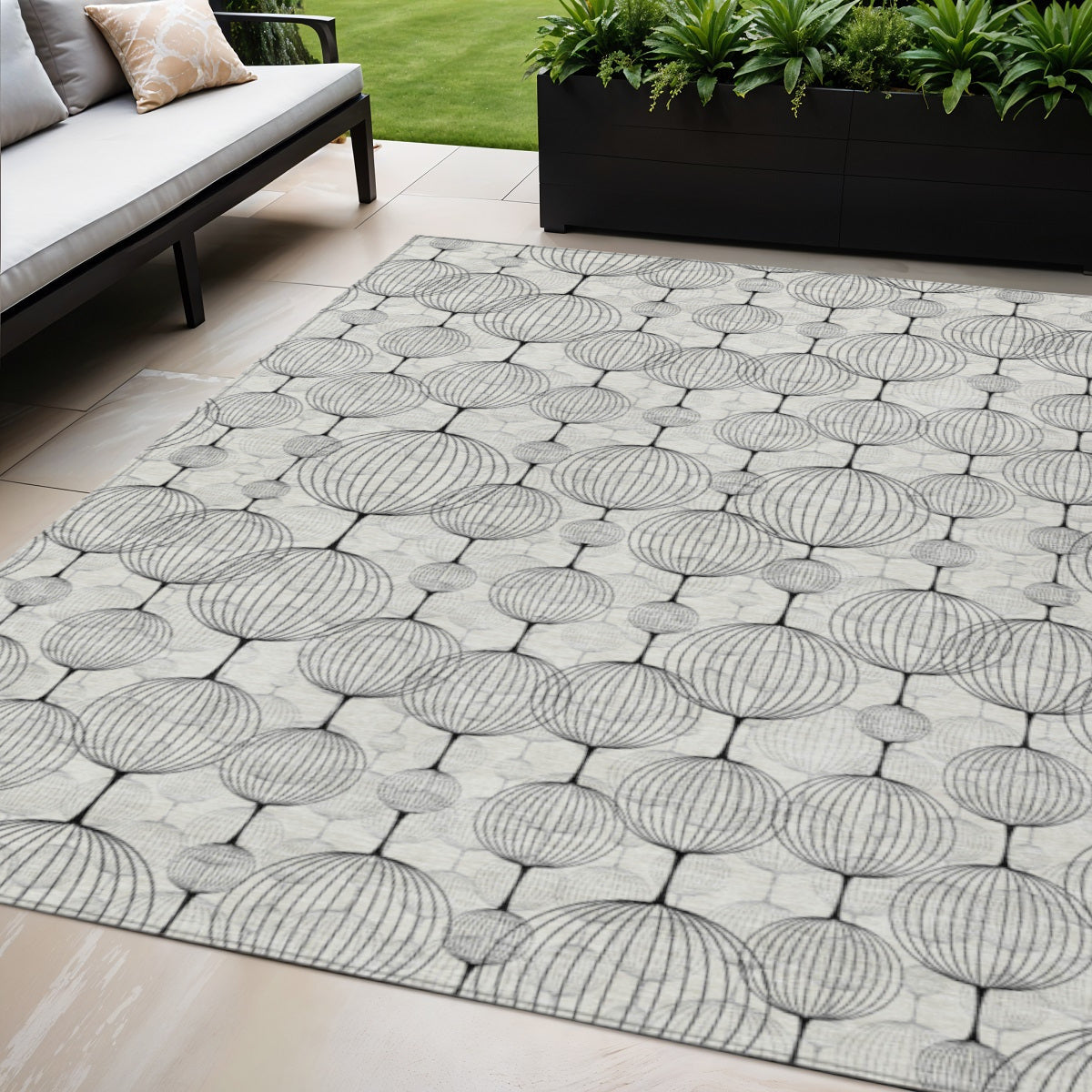 5' X 8' White Gray And Silver Geometric Washable Indoor Outdoor Area Rug