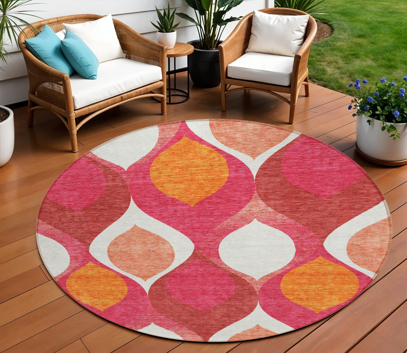 8' Pink Mauve And Orange Round Ogee Washable Indoor Outdoor Area Rug