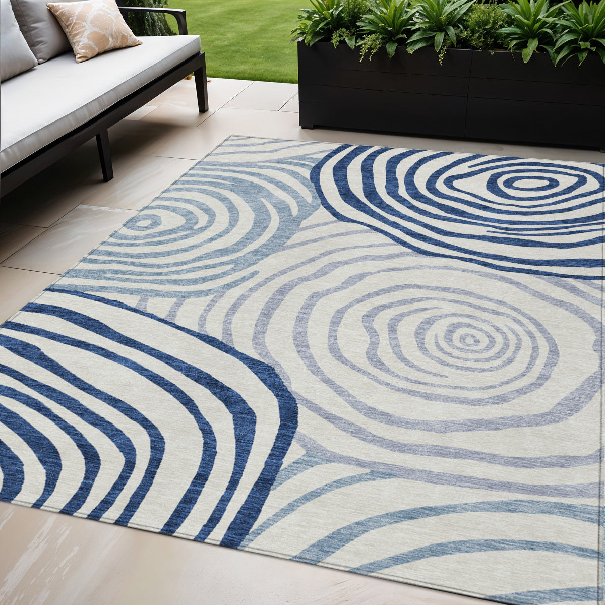 5' X 8' Ivory And Navy Blue Abstract Washable Indoor Outdoor Area Rug
