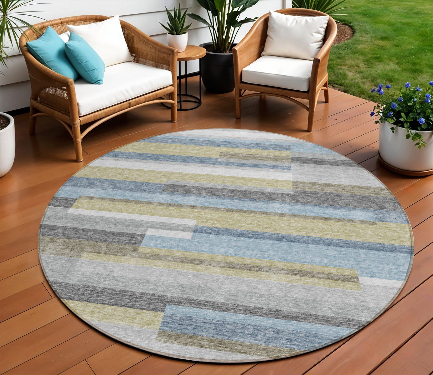 8' Gray Denim Blue And Sky Blue Round Striped Washable Indoor Outdoor Area Rug