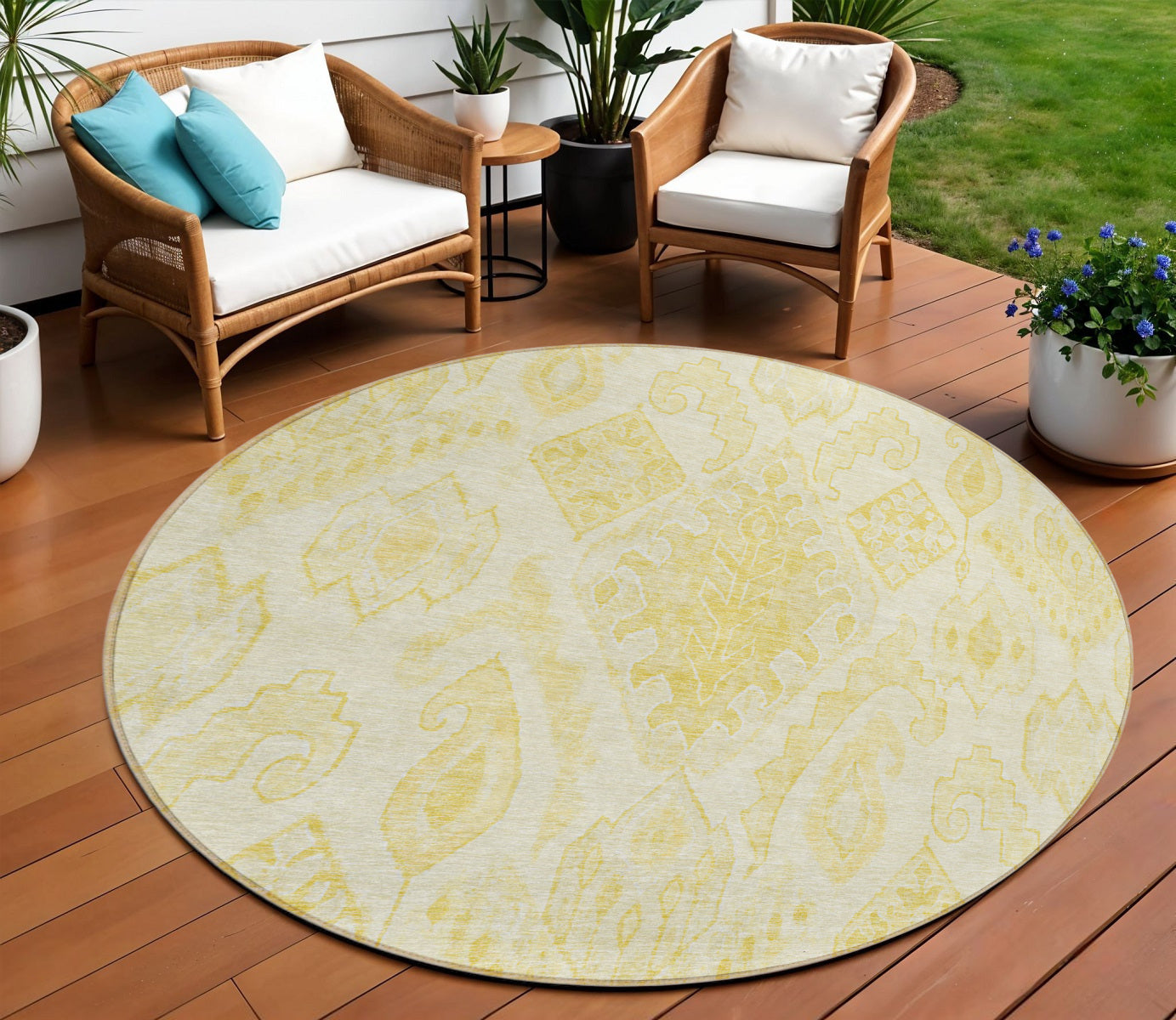 8' Gold Ivory And Beige Round Moroccan Washable Indoor Outdoor Area Rug