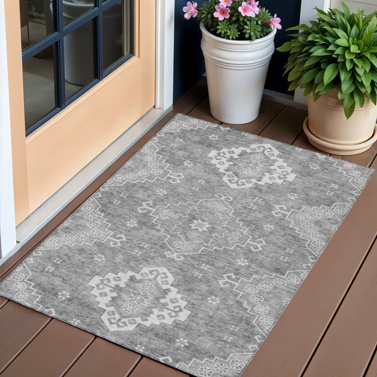 3' X 5' Gray And Ivory Medallion Washable Indoor Outdoor Area Rug