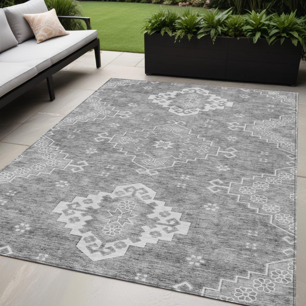 5' X 8' Gray And Ivory Medallion Washable Indoor Outdoor Area Rug