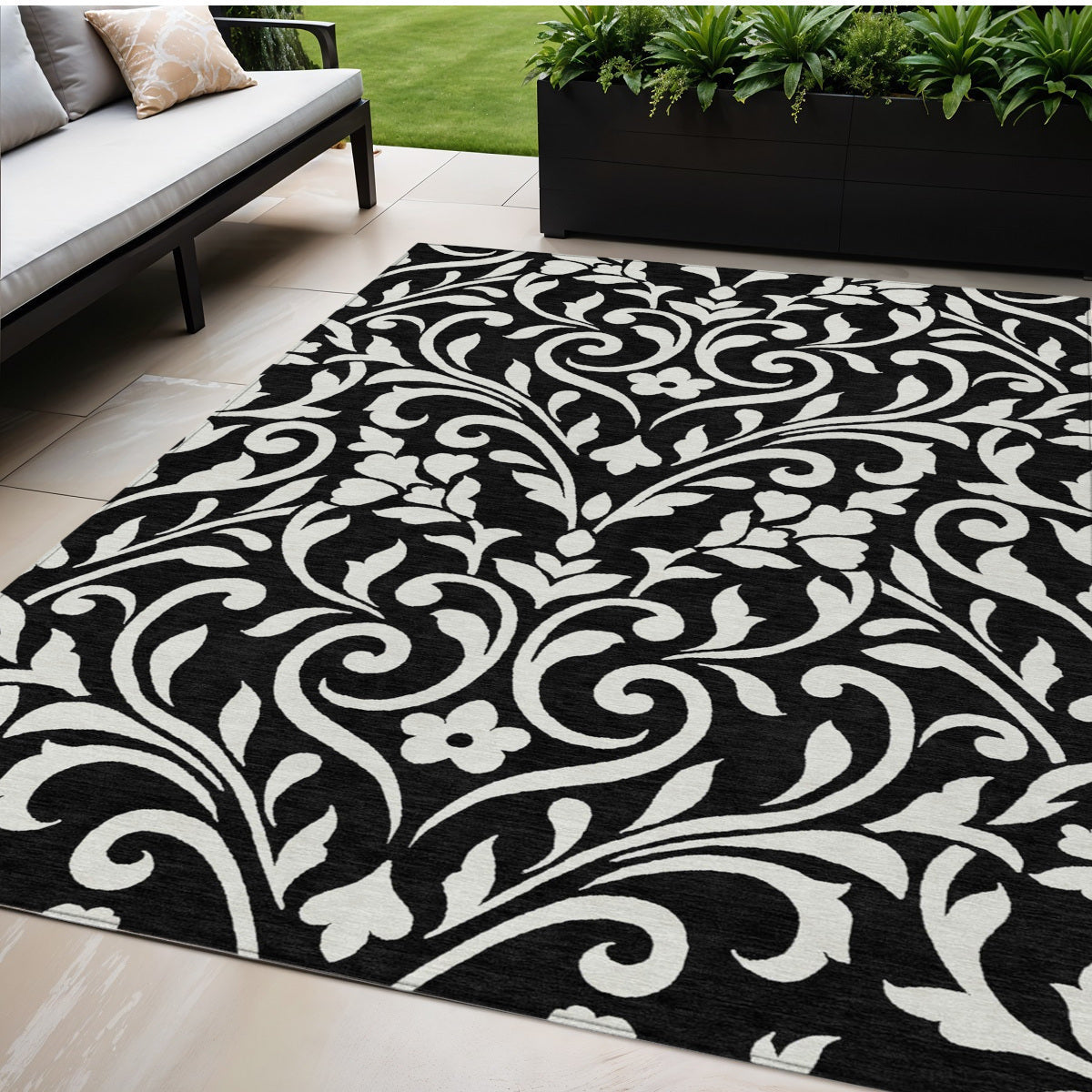 5' X 8' Black And Ivory Floral Washable Indoor Outdoor Area Rug