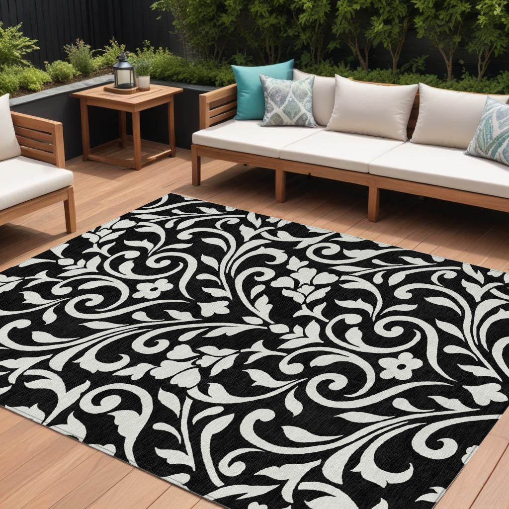 9' X 12' Black And Ivory Floral Washable Indoor Outdoor Area Rug