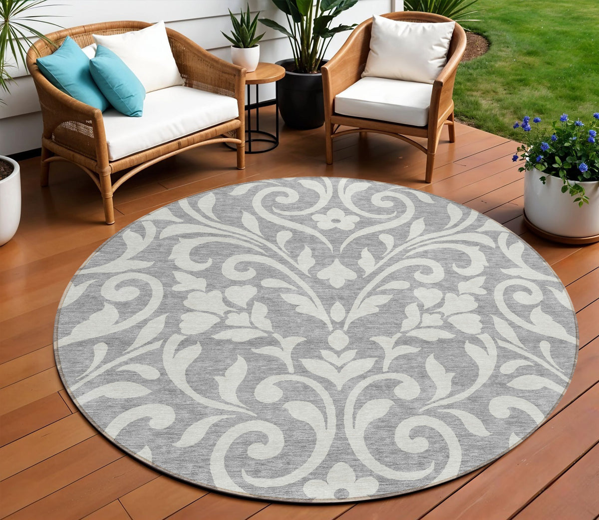 8' Gray And Ivory Round Floral Washable Indoor Outdoor Area Rug