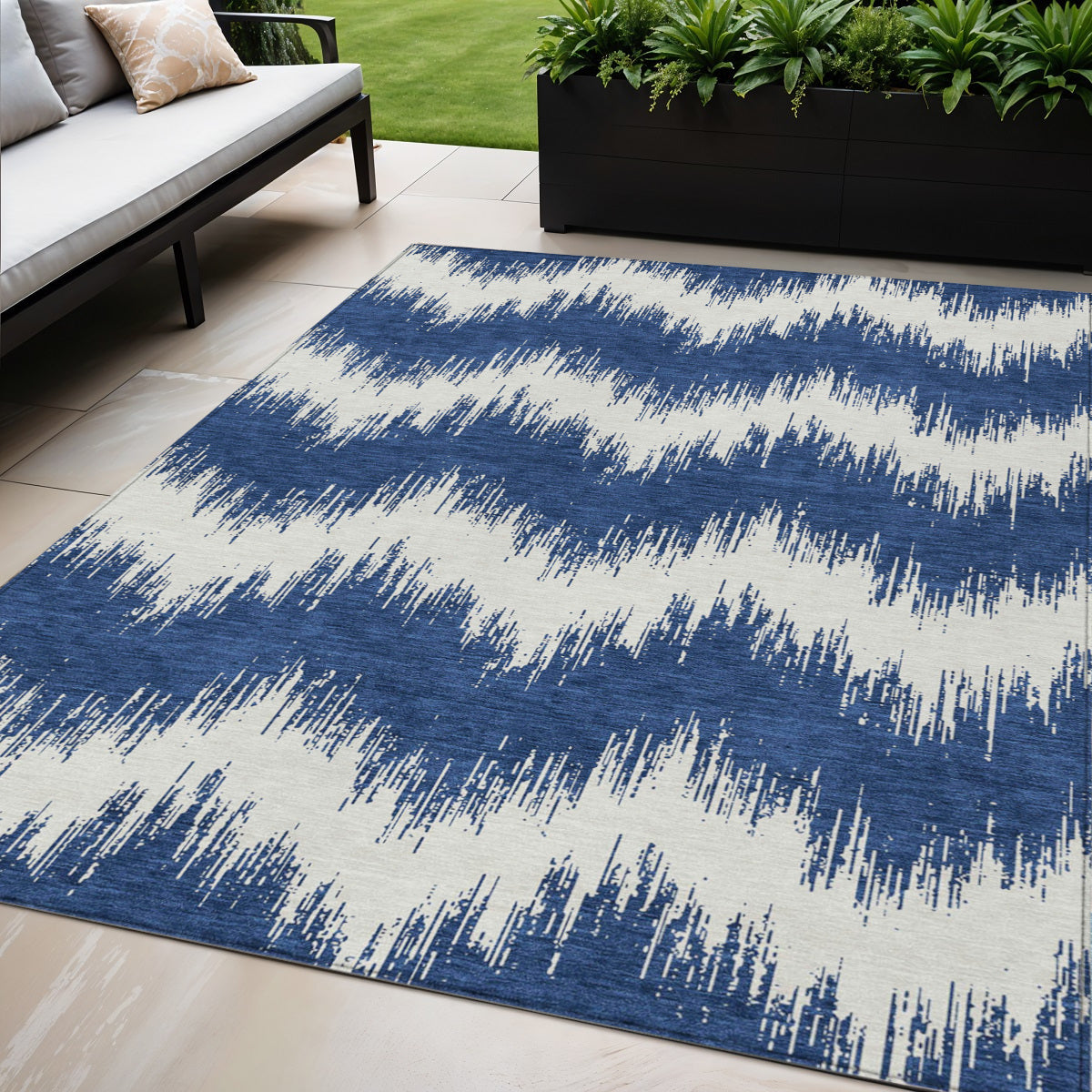 5' X 8' Navy Blue And Ivory Chevron Washable Indoor Outdoor Area Rug